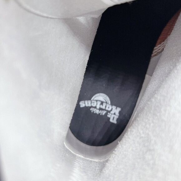 Dr. Martens 11821 Lace Up 8-Eye Combat Boots White Smooth Leather Wms US 5 EU 36 - Picture 9 of 11